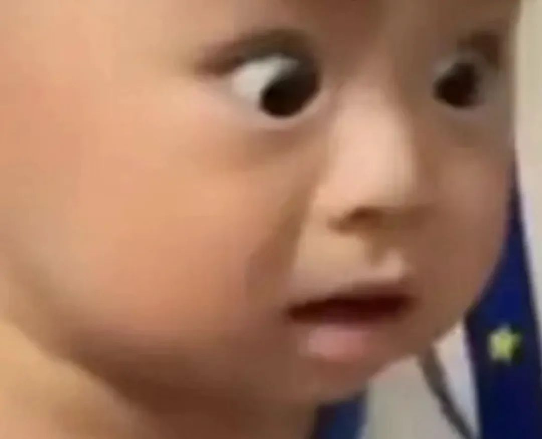 “鲨我别用小黄刀QAQ” “鲨我别用小黄刀QAQ”