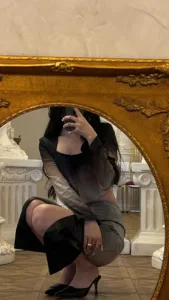 字母圈权力重构对假性亲密的冲击探索-斯慕社交